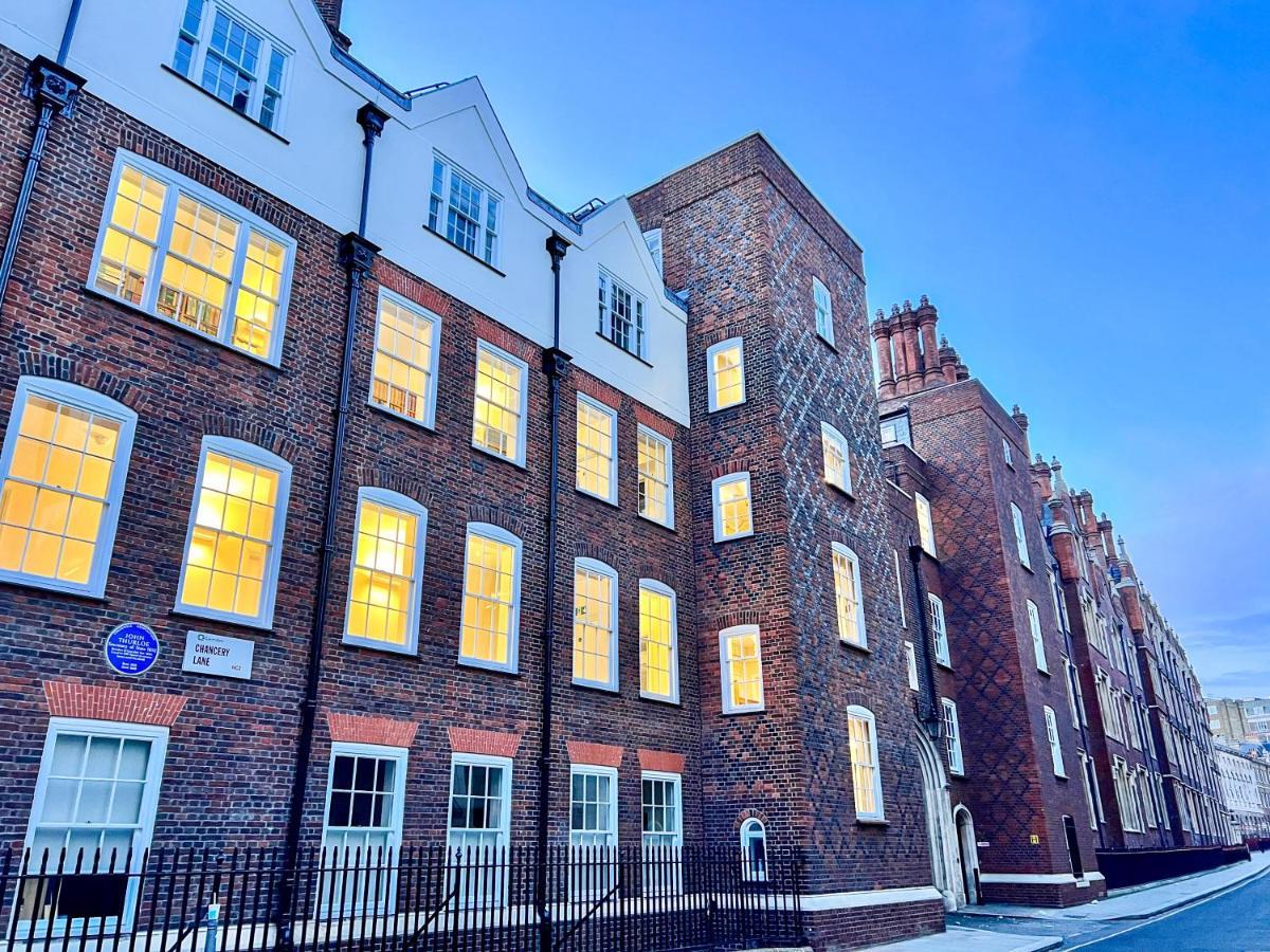 Superior Entire Apartment Between St Pauls Cathedral And Covent Garden London Exterior photo
