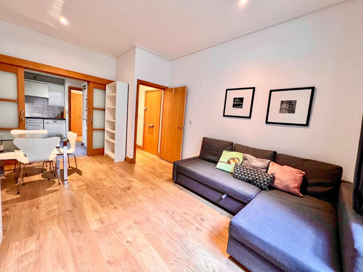 Superior Entire Apartment Between St Pauls Cathedral And Covent Garden London Exterior photo