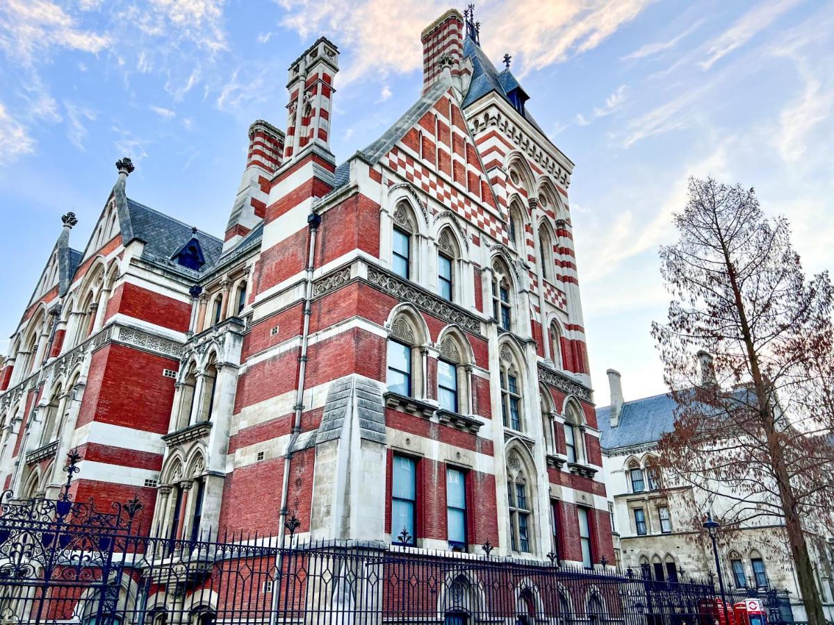 Superior Entire Apartment Between St Pauls Cathedral And Covent Garden London Exterior photo